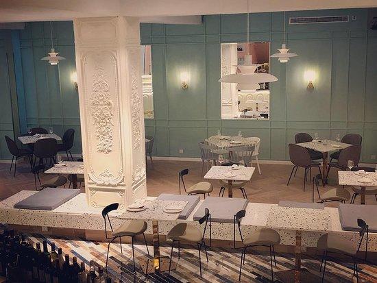 Melo Restaurant & Bar